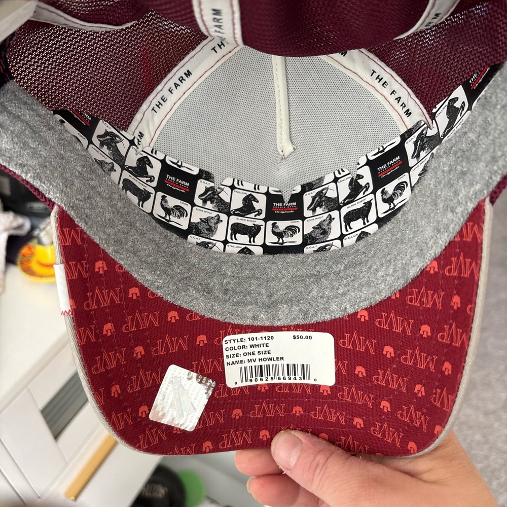 NWT-Buckle Lone Wolf Trucker Hat - Cream, Maroon, Gray - Picture 2 of 2